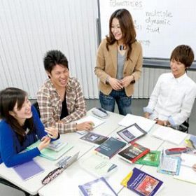 成蹊大学