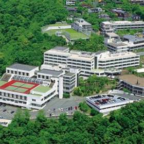 芦屋大学